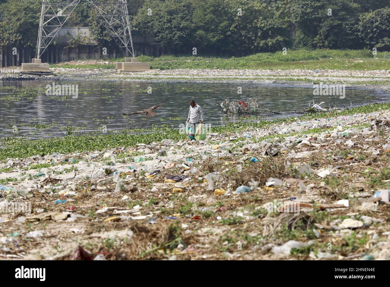 Plastic pollution river bangladesh hi-res stock photography and images ...