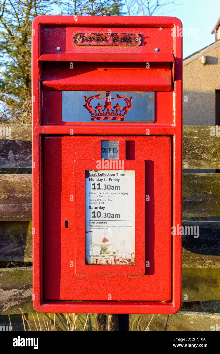 Royal Mail post box at the village of Scarfskerry, Caithness, Scotland, UK Stock Photo