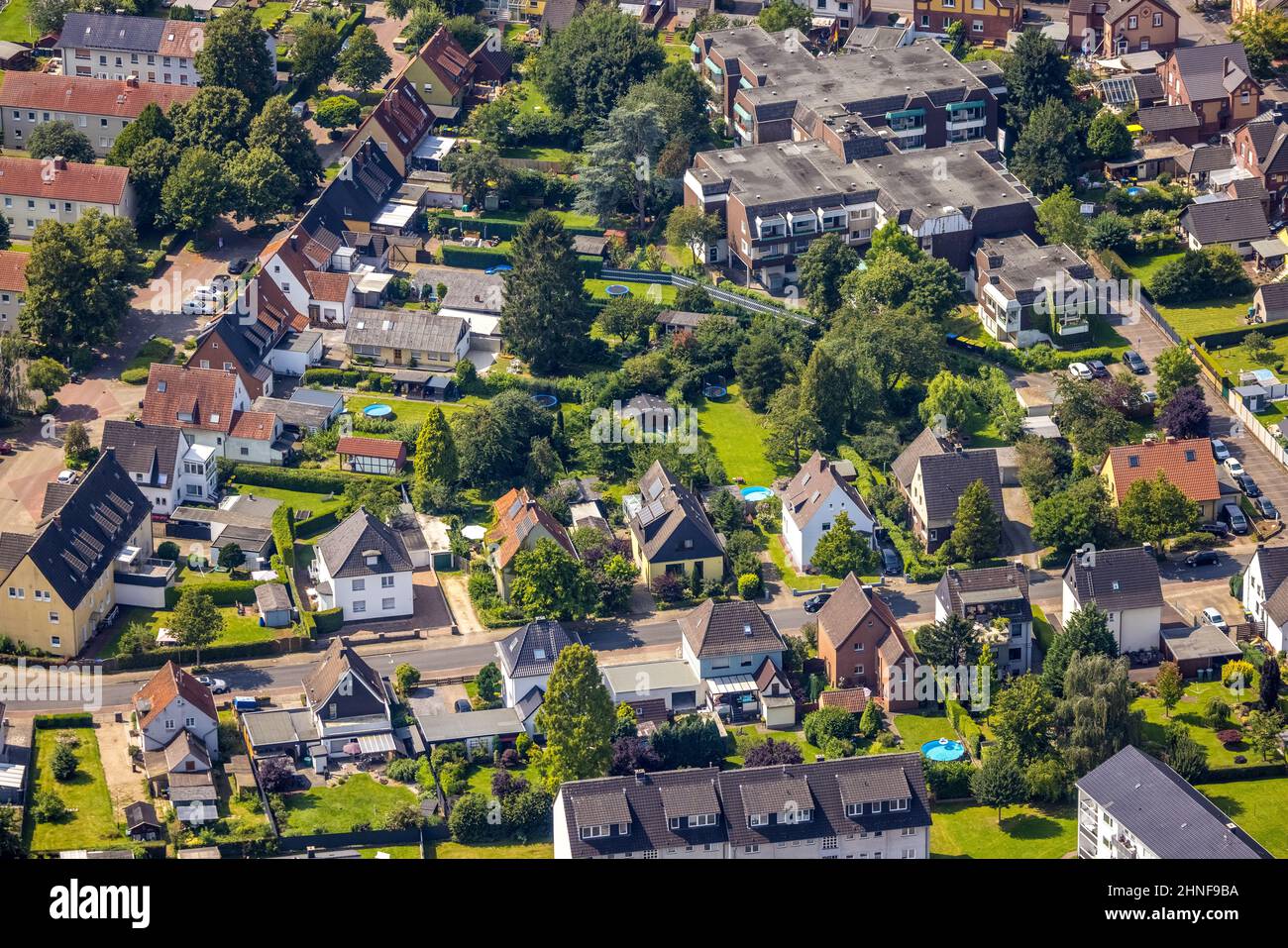 Aerial view, Seniorenzentrum Bönen in a housing estate in Borgholz, Bönen, Ruhr area, North Rhine-Westphalia, Germany, old people's home, old people's Stock Photo