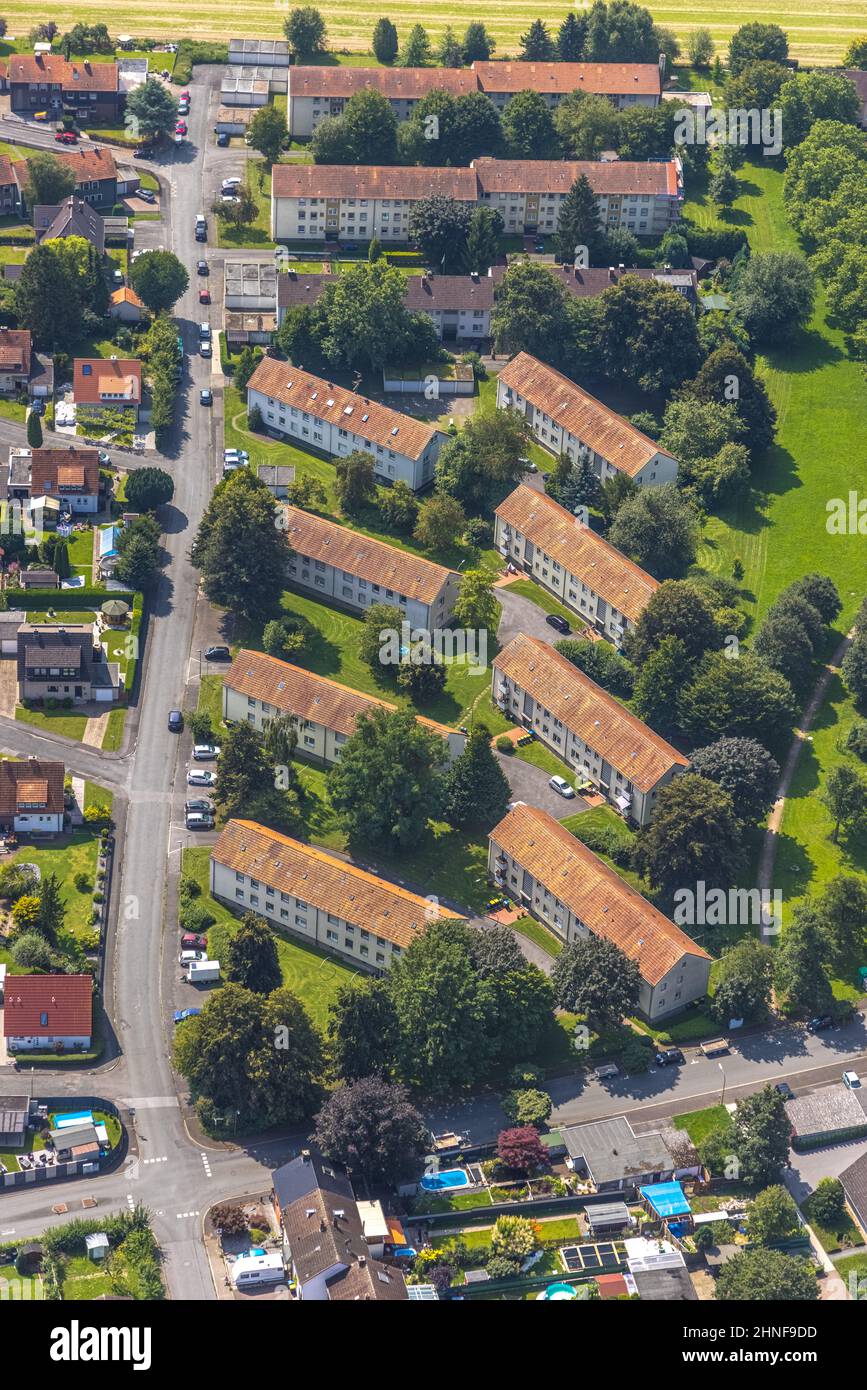 Aerial photograph, terraced houses Hellweg in Altenbögge, Bönen, Ruhr area, North Rhine-Westphalia, Germany, DE, Europe, property tax, real estate, ae Stock Photo