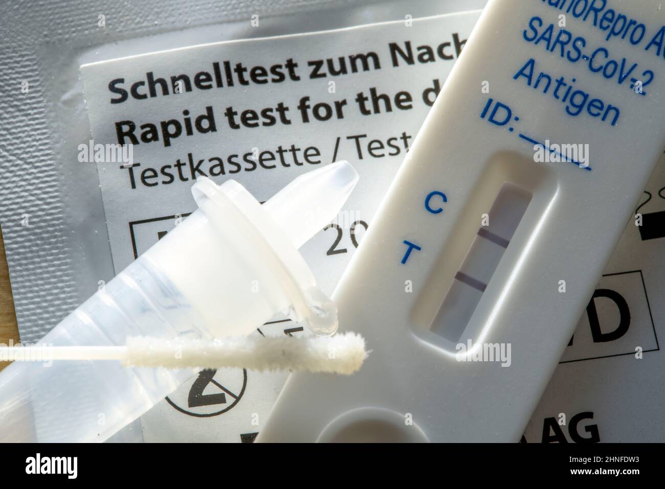 Positive Corona Antigen Rapid Test, lay test, selftest, for the