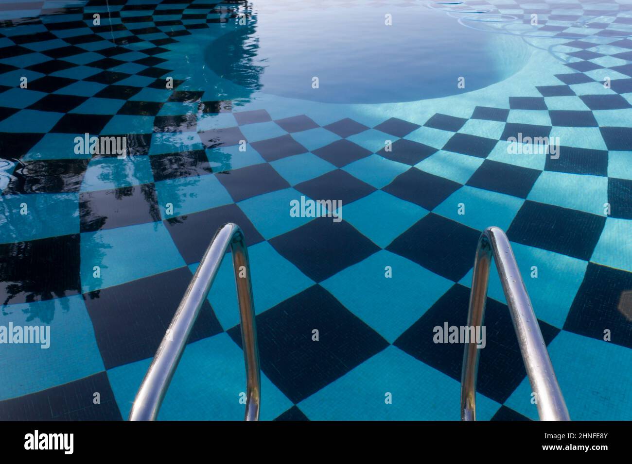 Swimming pool with no people Stock Photo - Alamy