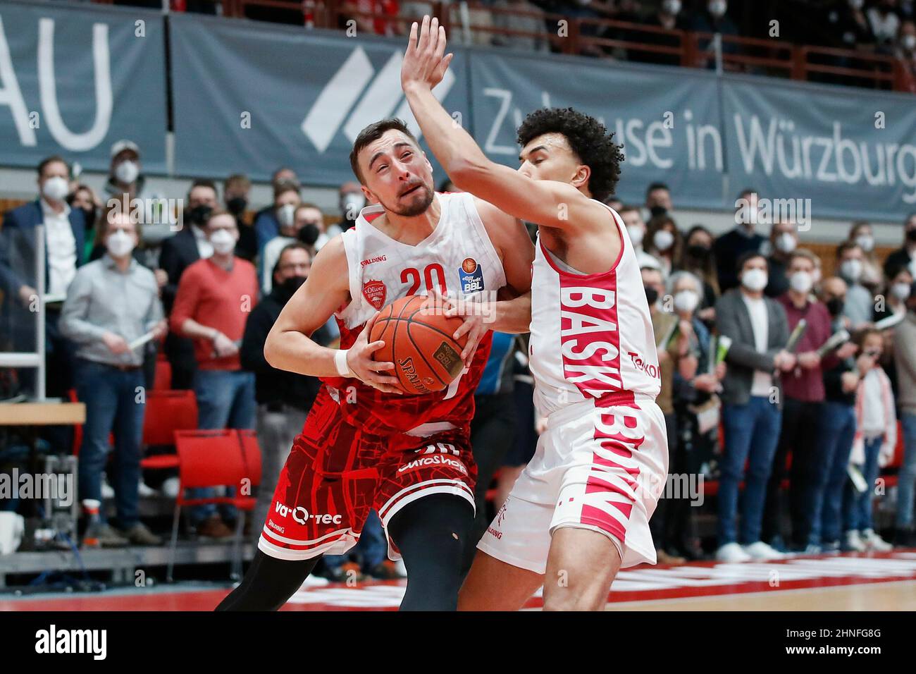 Telekom baskets bonn hi-res stock photography and images - Page 14 - Alamy