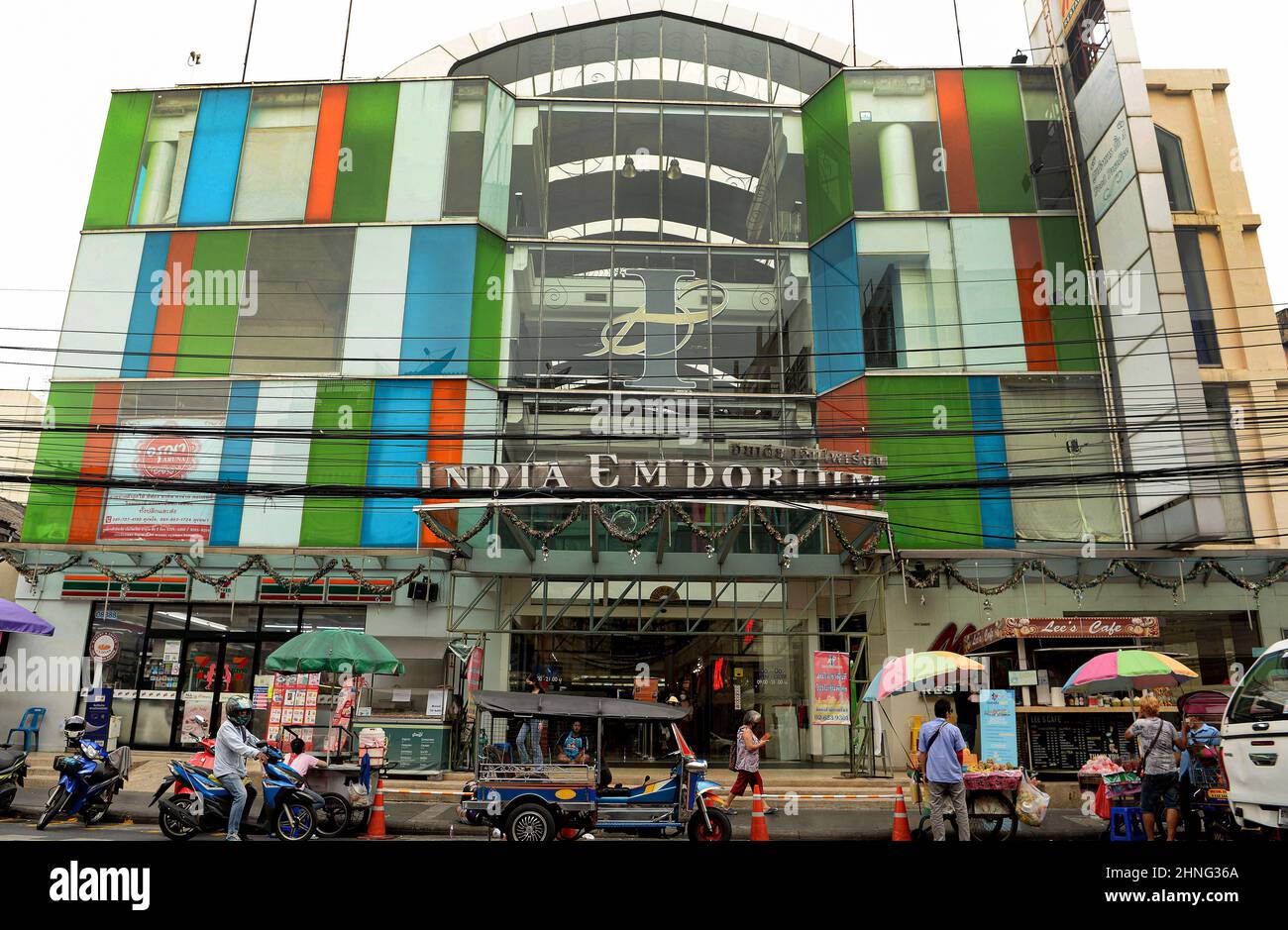 Emporium Shoping Mall Bangkok Thailand A mall full of designer named  outlets Stock Photo - Alamy