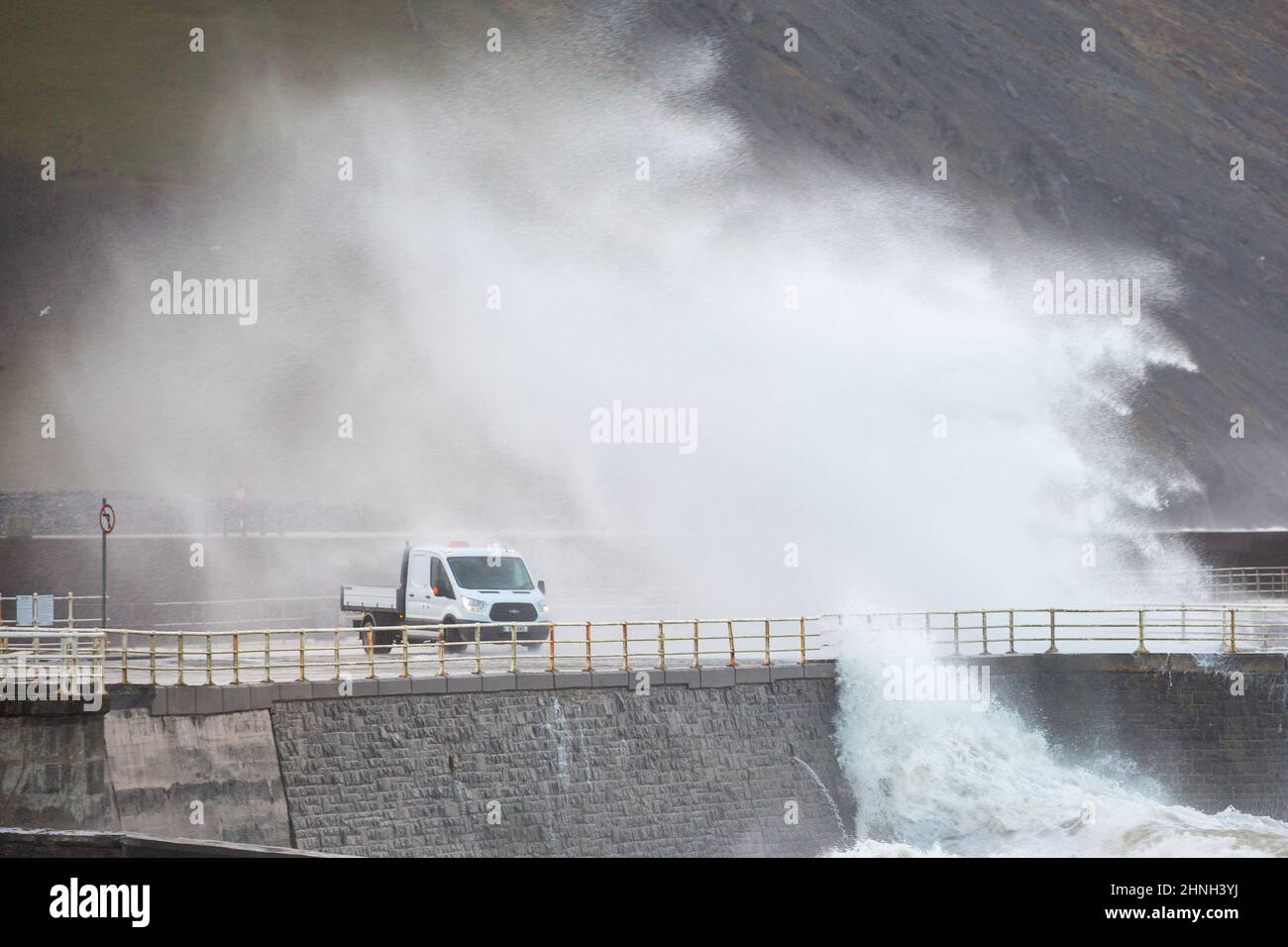 Aberystwyth, Ceredigion, Wales, UK. 17th February 2022 UK Weather: Strong winds continue along the west coast of Aberystwyth as stormy seas crash against the promenade. With further stormy weather expected tomorrow from storm Eunice. © Ian Jones/Alamy Live News Stock Photo