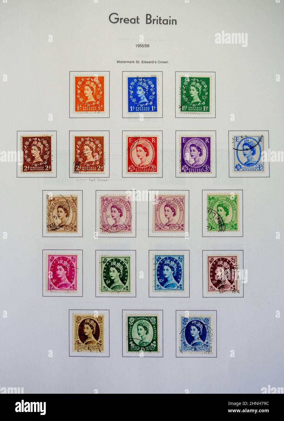 Stamp album hi-res stock photography and images - Alamy