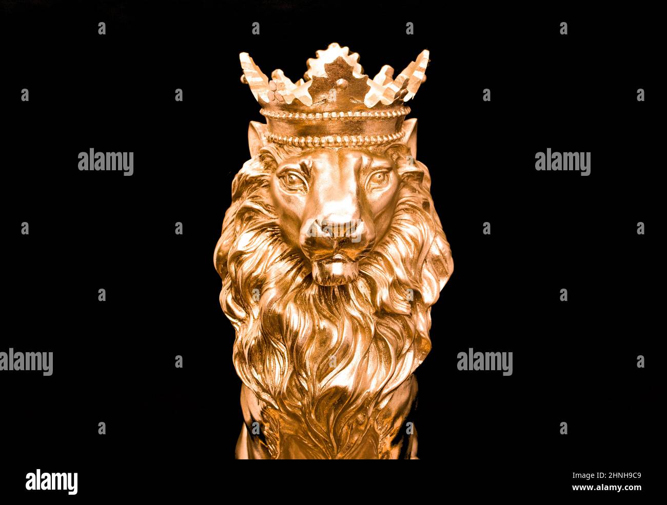 big head lion statue with crown Stock Photo Alamy