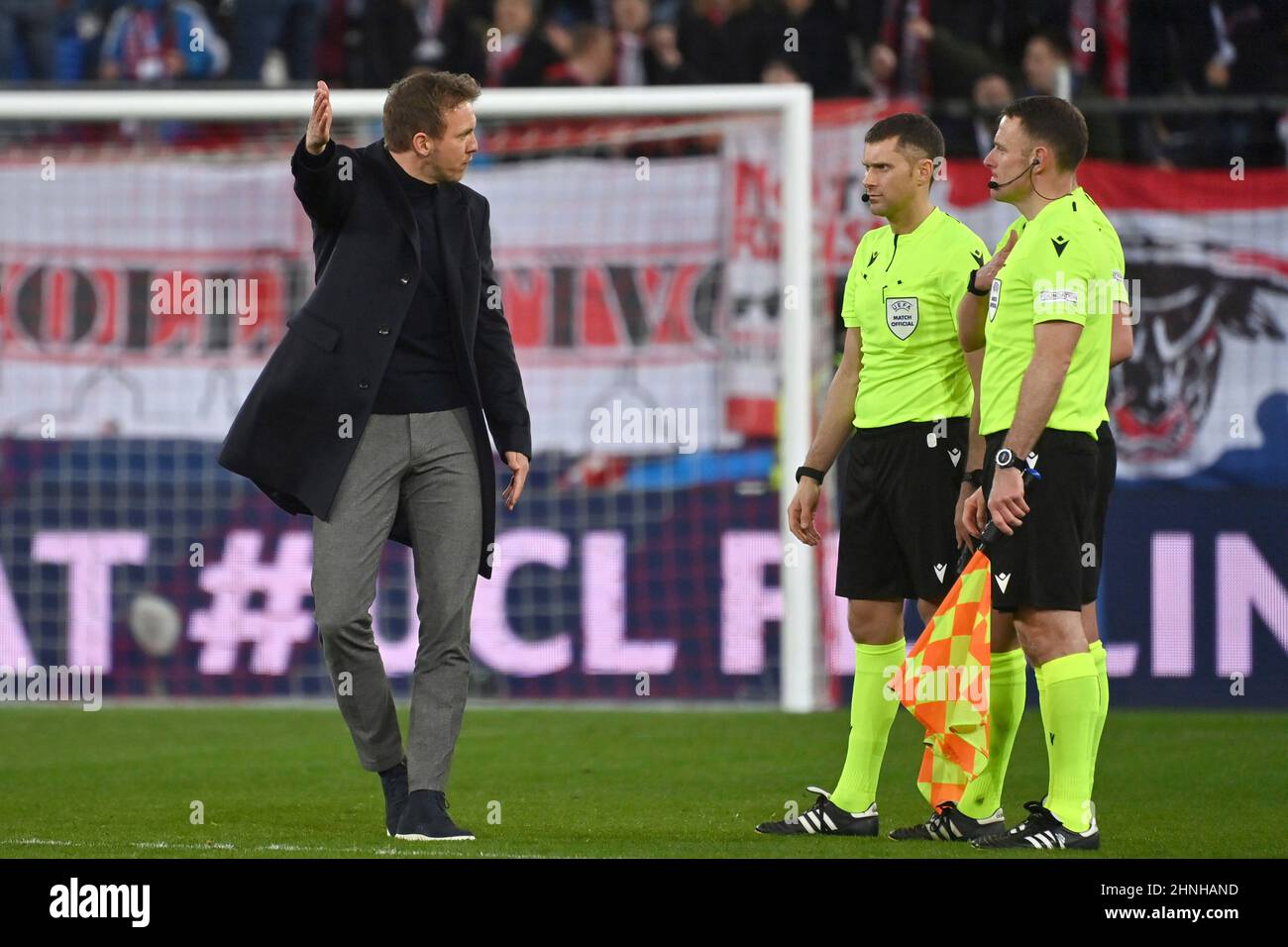 coach Julian NAGELSMANN (FC Bayern Munich) has plenty to talk about and