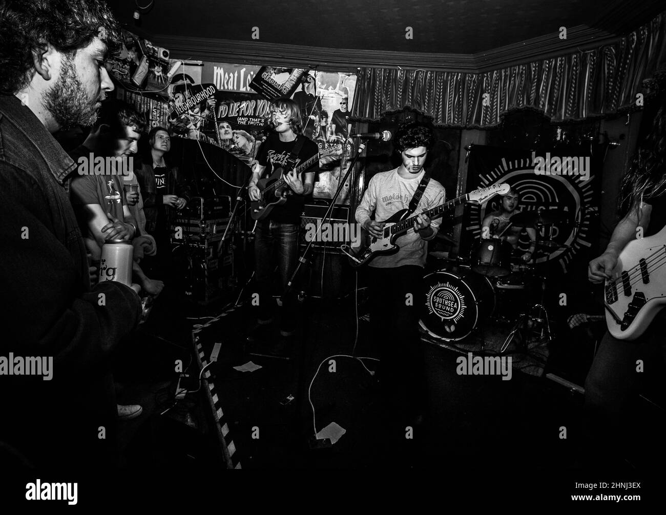 Island of Love (Third Man Records new signing) live at The Loft