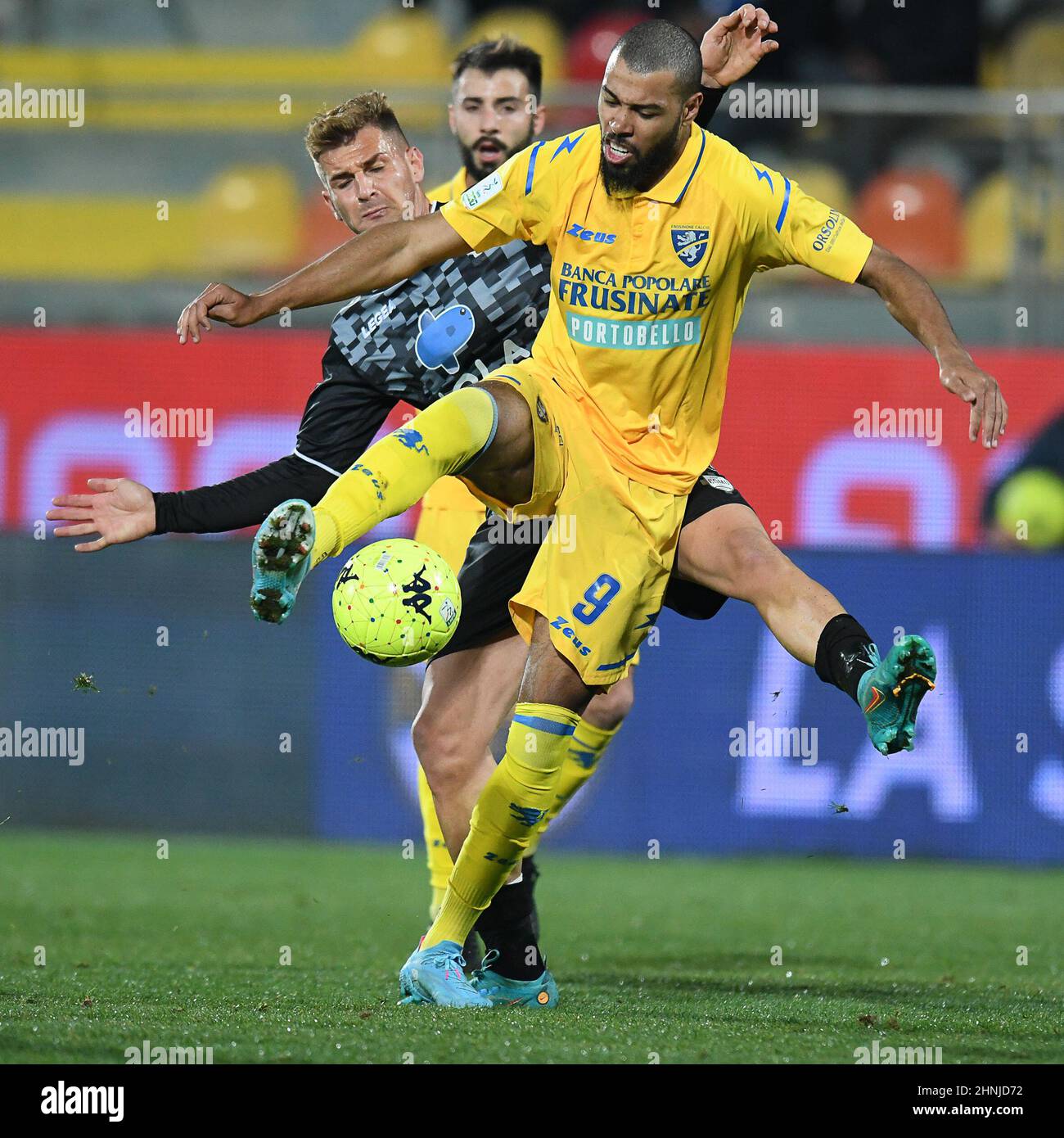 Italian Football: Why the Match Against Como is More Than Just a Game Italian Football: Why the Match Against Como is More Than Just a Game