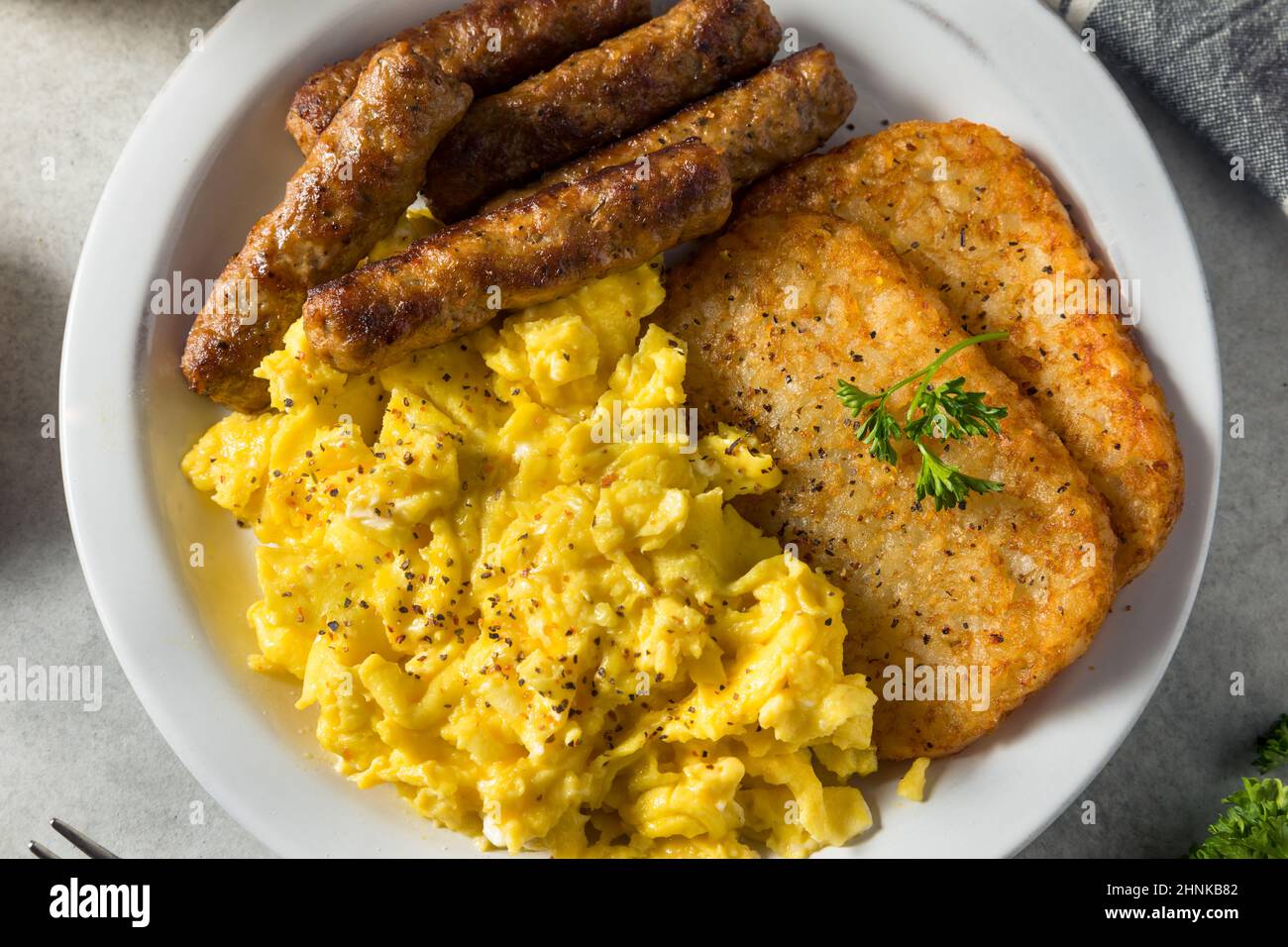 Sausage and scrambled eggs hi-res stock photography and images - Alamy