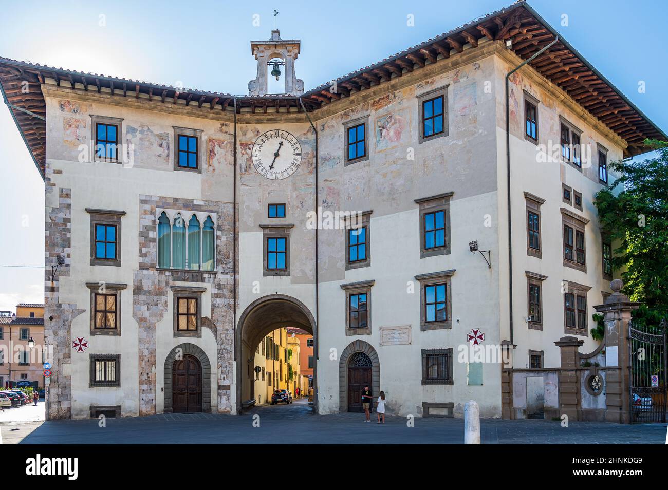 Palazzo dell'Orologio in Knights' Square of Pisa Stock Photo - Alamy