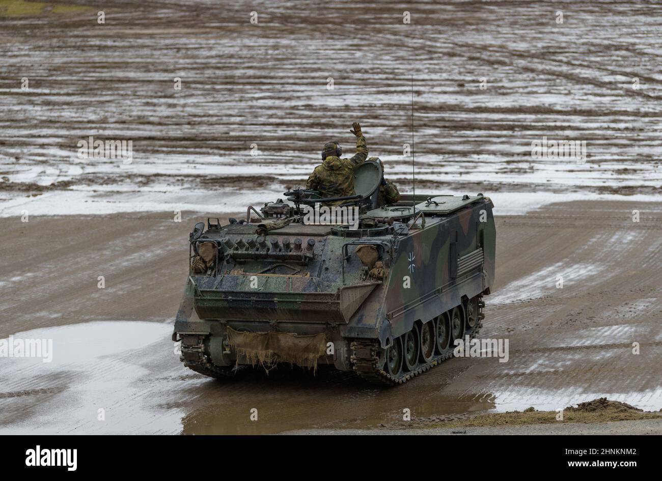 Munster, Germany. 07th Feb, 2022. A Bundeswehr M113 armored personnel carrier stands during an exercise at the military training area. Credit: Philipp Schulze/dpa/Alamy Live News Stock Photo