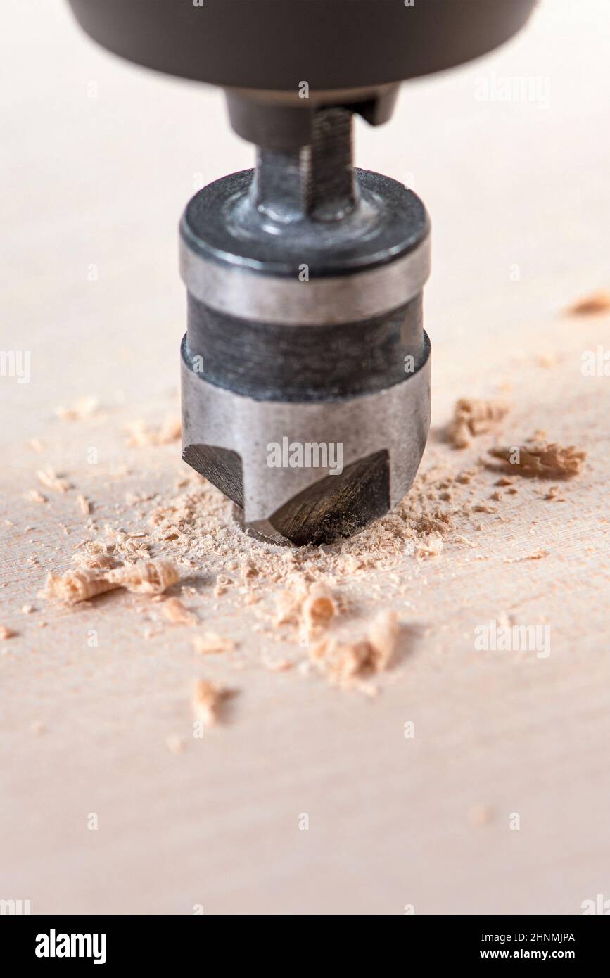 Countersink for deepening the selftapping screw. A countersink drill