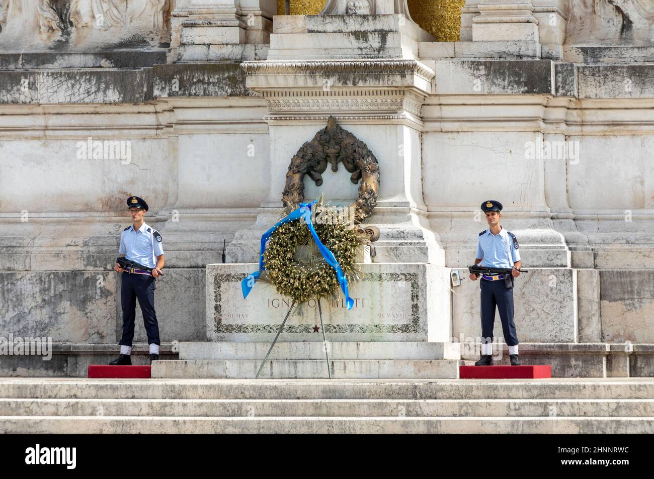 Soldiers at Victor Emmanuel II historic monument, Monumento Nazionale a Vittorio Emanuele II, on Venetian Square. Tomb of the Unknown Soldier. Stock Photo