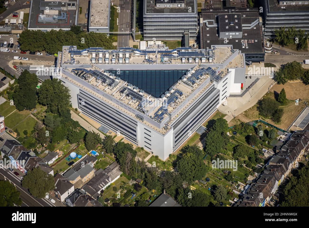 Dreiecksgebaude henkel z55 adhesive innovation center in holthausen hi