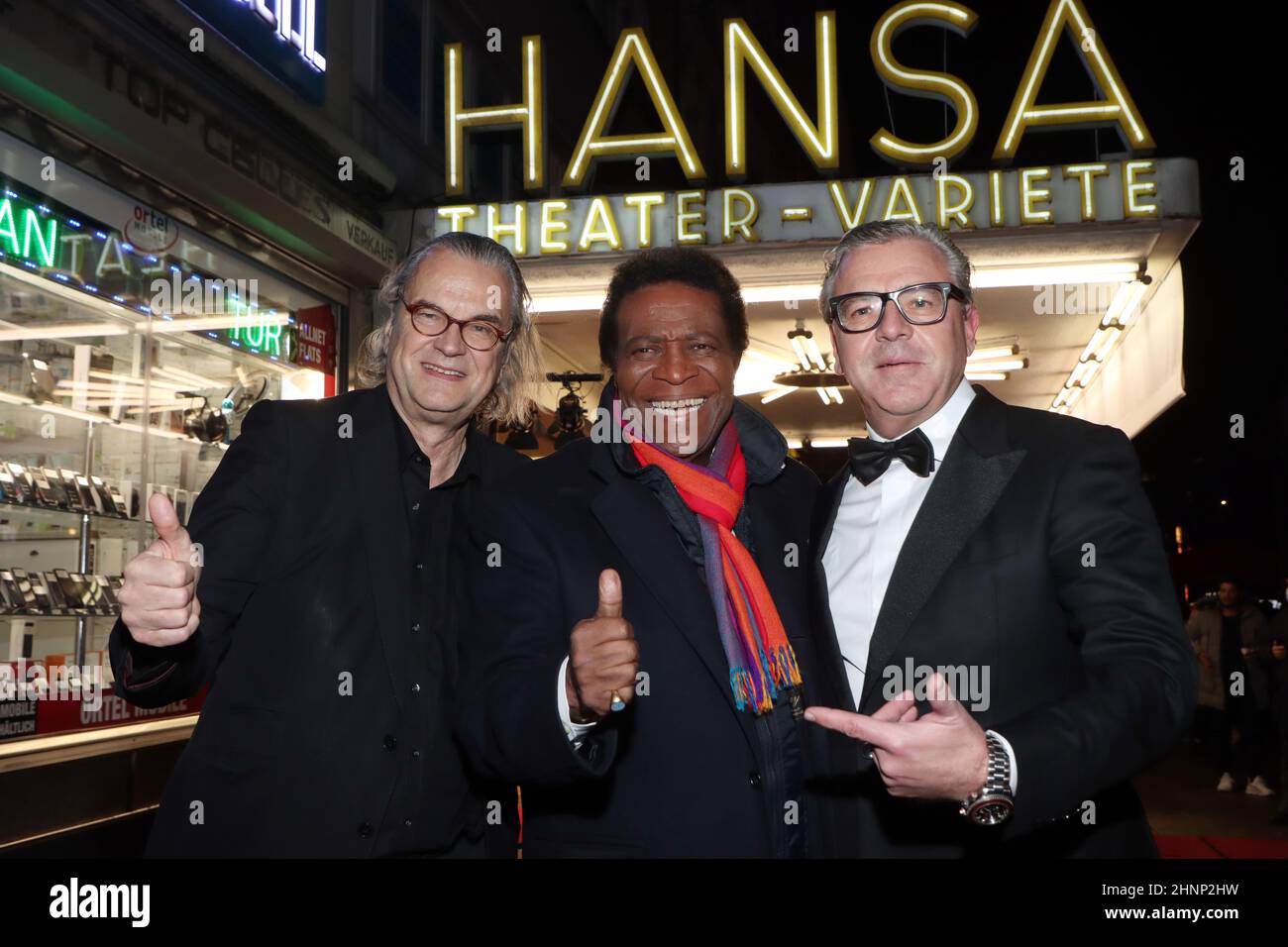 Ulrich Waller , Roberto Blanco, Thomas Collien, Premiere Hansa Theater, 25.11.2021, Hamburg Stock Photo