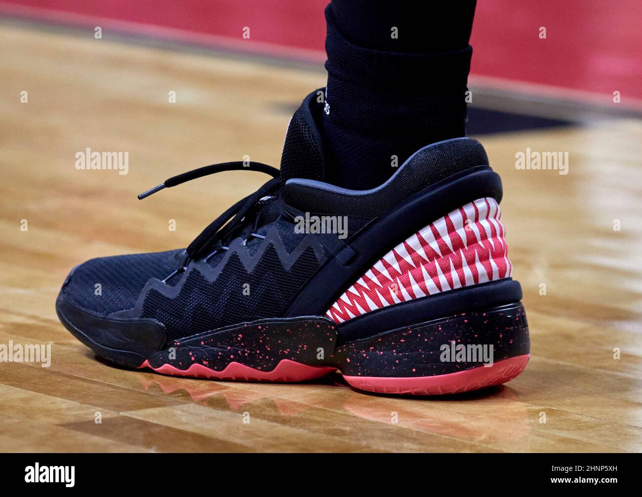 Nike basketball shoes hi-res stock photography and images - Alamy