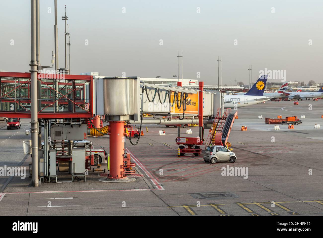 Aircrafts at the gate in the modern Terminal 2 in Hamburg Stock Photo