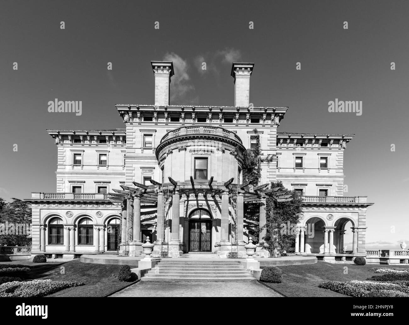 the breakers is an old Newport Mansion open to public Stock Photo Alamy