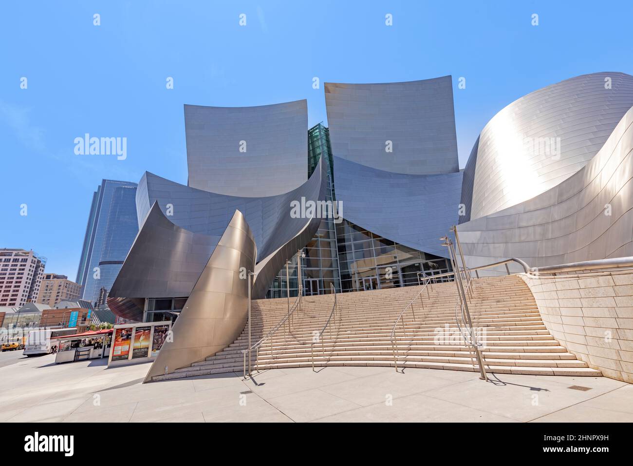 Walt Disney Concert Hall designed by architect Frank Gehry, is home of the Los Angeles Philharmonic orchestra and the Los Angeles Master Chorale Stock Photo