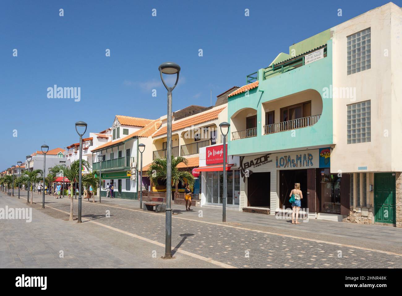 Pedestrian street, Rua 1 De Junho, Santa Maria, Sal, República de Cabo (Cape Verde) Stock Photo