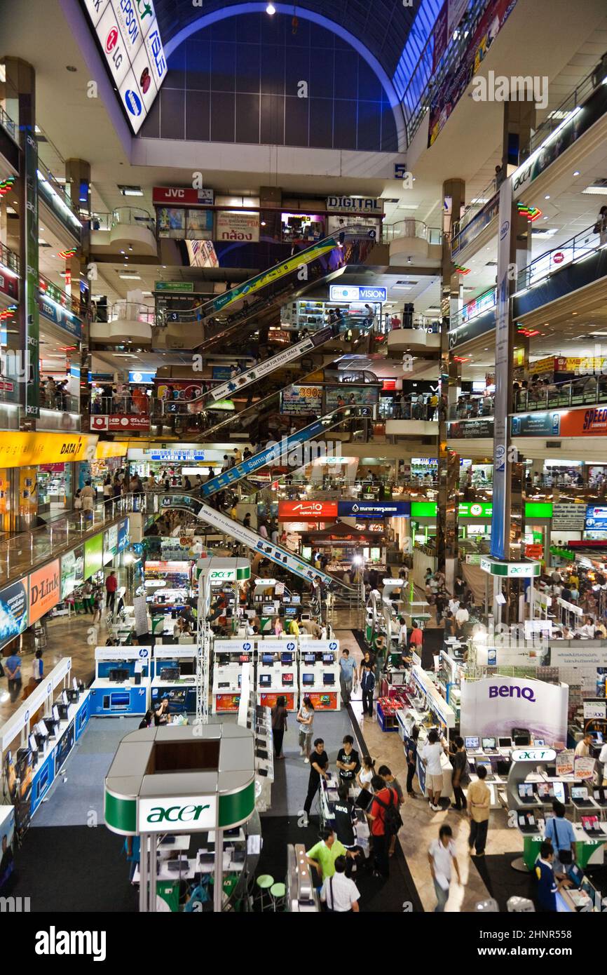 Pantip Plaza Bangkok - One of the Best Electronics Malls in Bangkok – Go  Guides