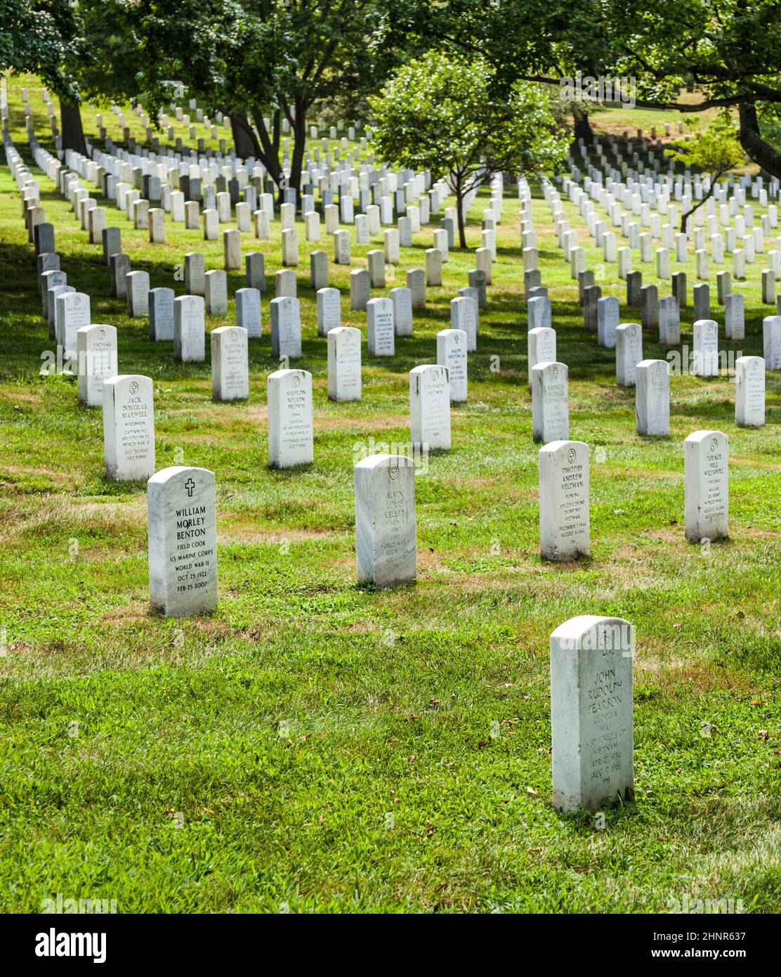 Headstones at the Arlington national Cemetery Stock Photo - Alamy