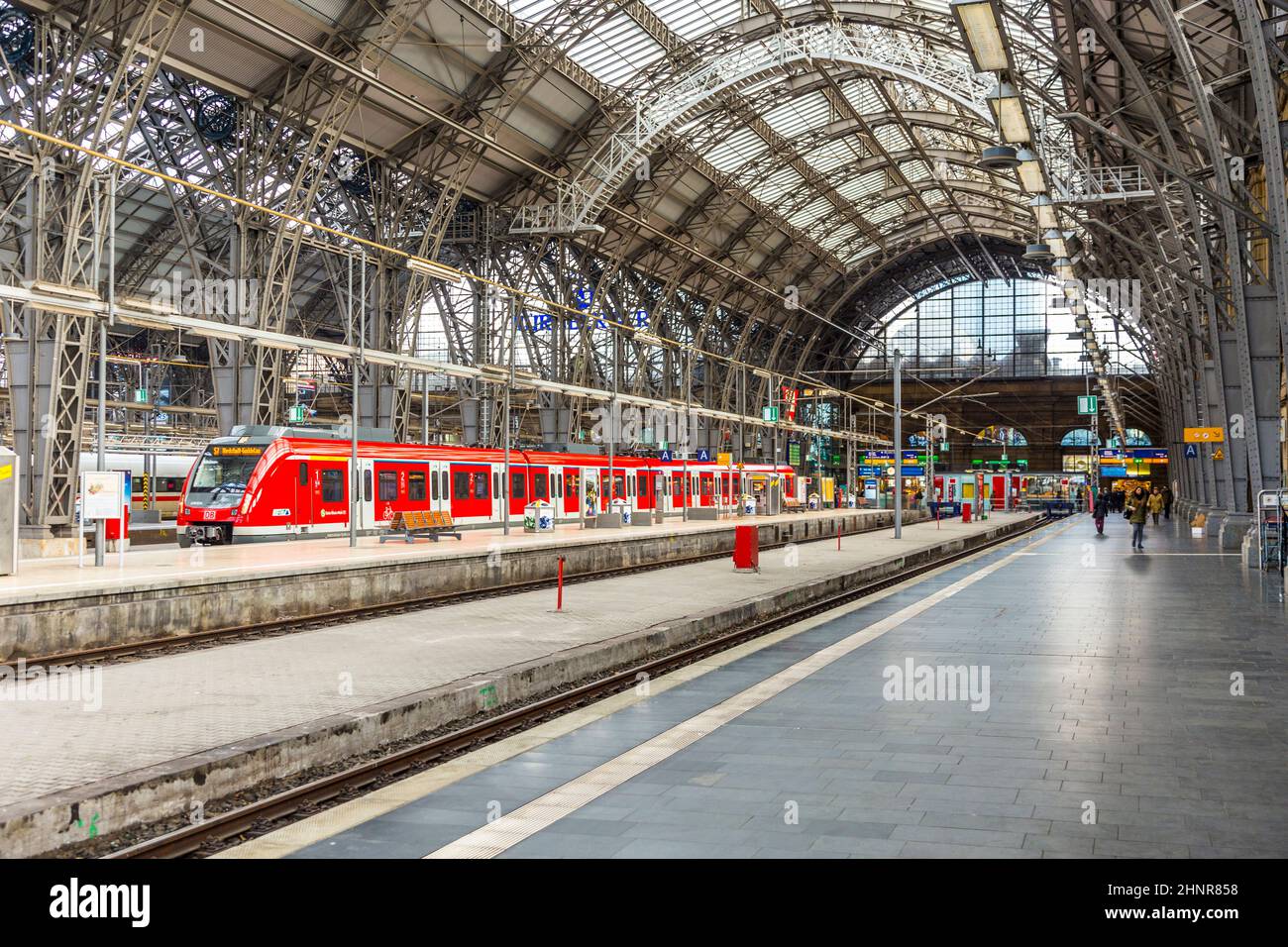 Inside the Frankfurt central station Stock Photo - Alamy