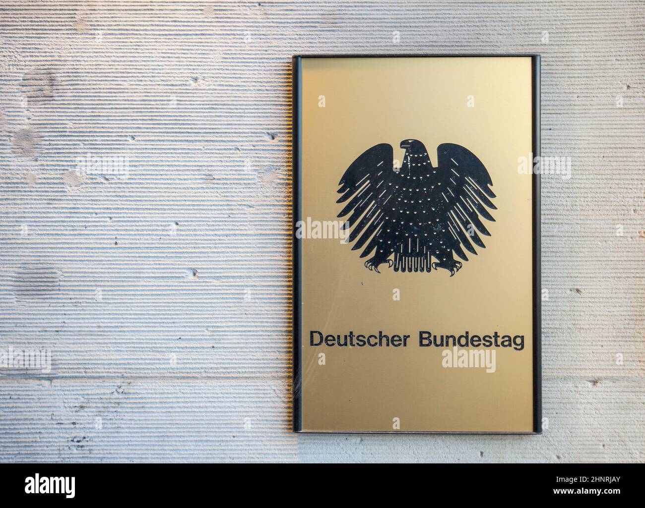 Bundestag, germany, poligon, shield, sign icon - Download on