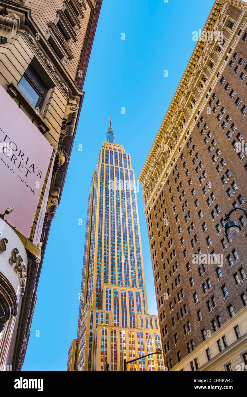 Empire State Building view from street level Stock Photo Alamy