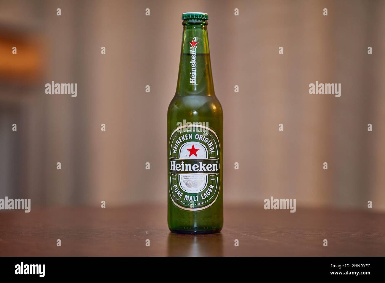 Heineken bottle hi-res stock photography and images - Alamy