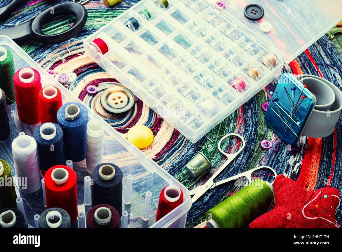 Sewing accessories hi-res stock photography and images - Alamy