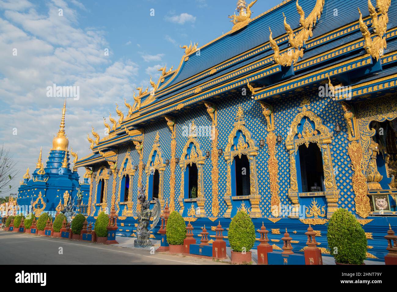 THAILAND CHIANG RAI BLUE TEMPLE Stock Photo - Alamy