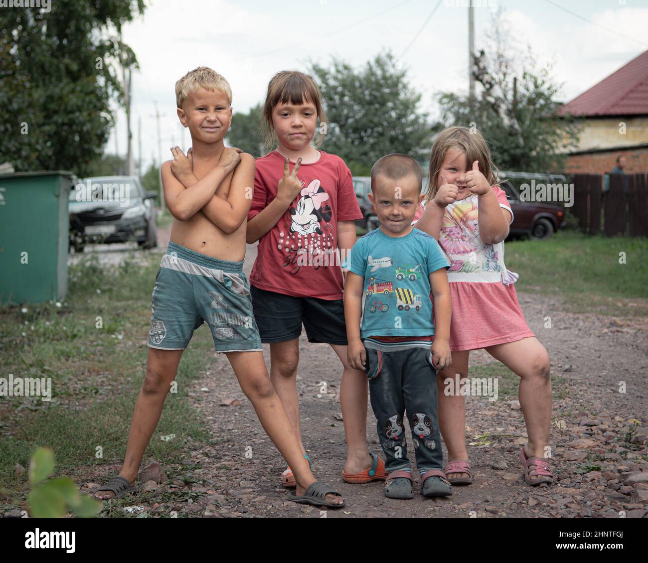 Street children russia hires stock photography and images Alamy