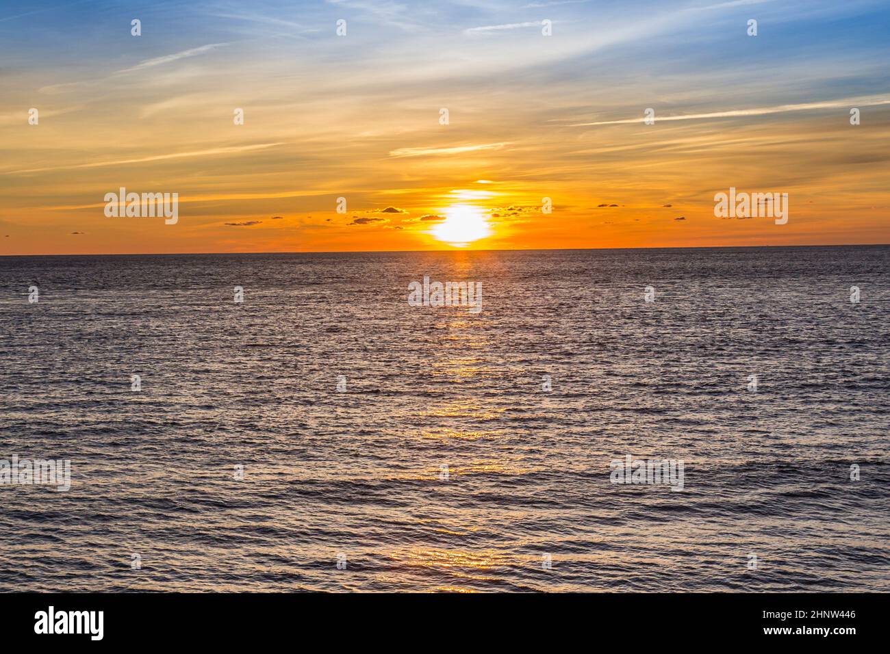 scenic Atlantic ocean sunrise an Montauk point Stock Photo - Alamy