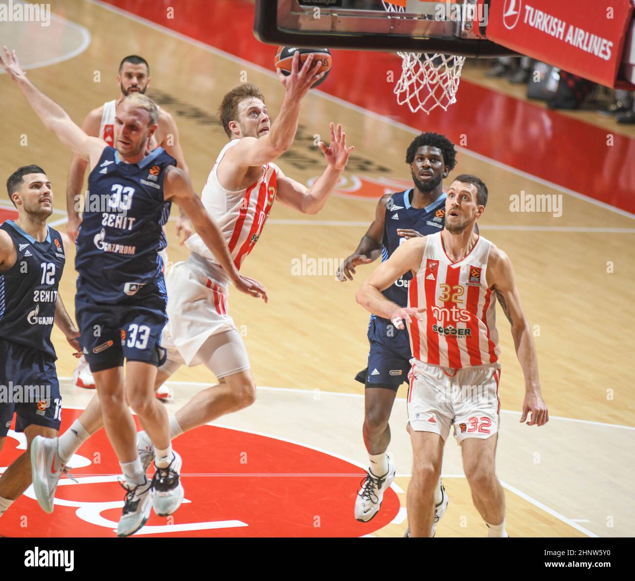 Nate Wolters (Red Star Belgrade) vs. Zenit (Saint Petersburg). Euroleage Basketball 2021-22 Stock Photo