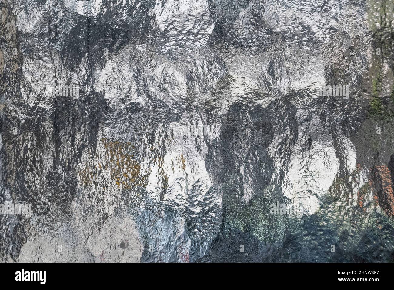Reflected Glass Pattern pattern of reflection in a structured glass gives a harmonic feeling ...