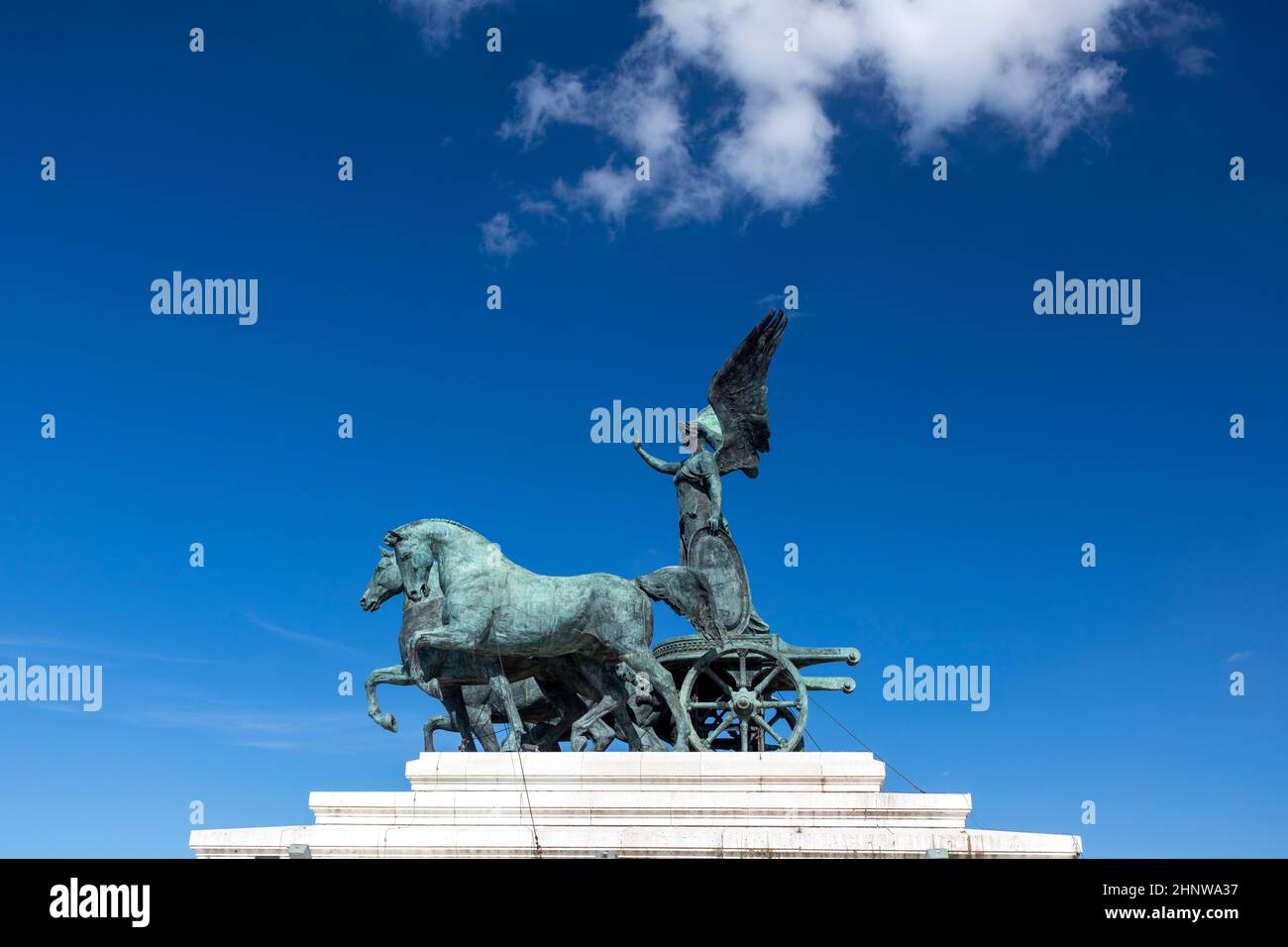 Statue of goddess Victoria on Monument of Vittorio Emanuele in Rome ...