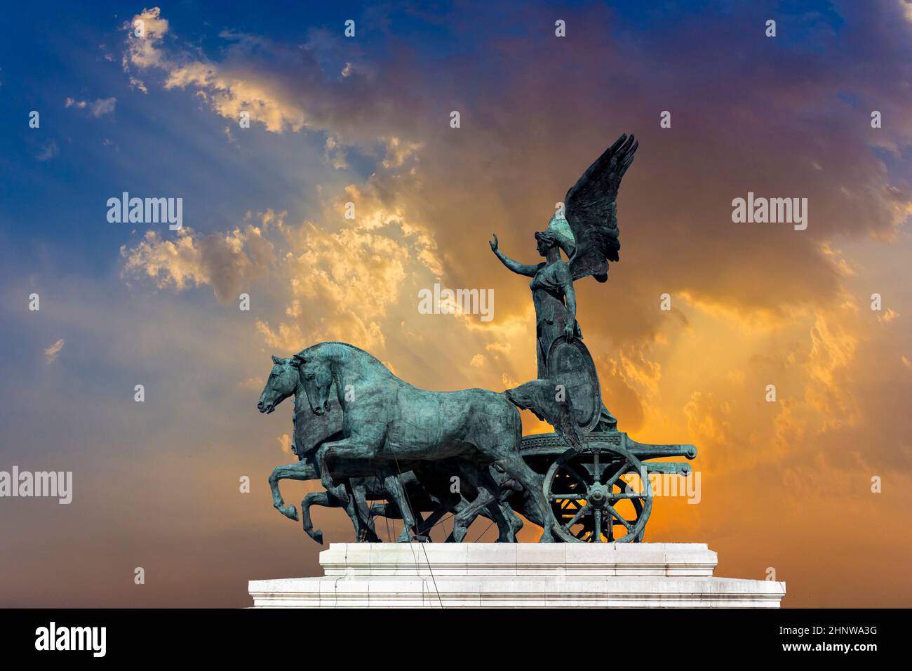 Statue of goddess Victoria on Monument of Vittorio Emanuele in Rome ...