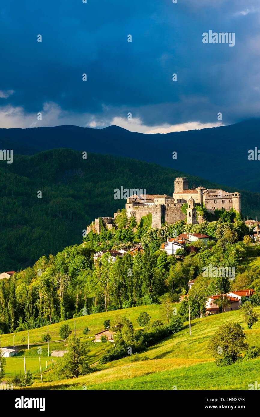 Bardi castle, Italy Stock Photo - Alamy