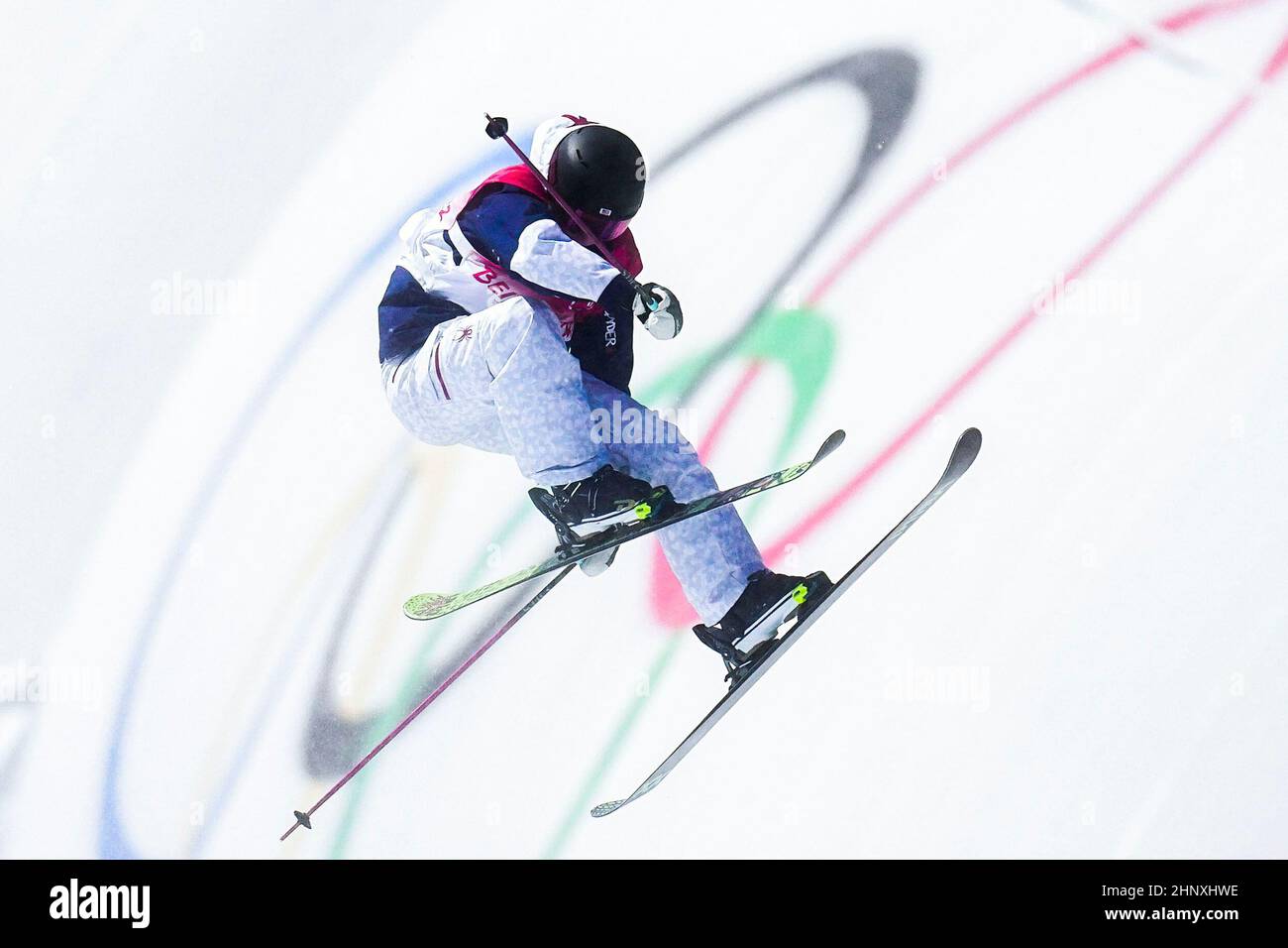Zhangjiakou, China's Hebei Province. 18th Feb, 2022. Hanna Faulhaber of the United States competes during after the freestyle skiing women's freeski halfpipe final of Beijing 2022 Winter Olympics at Genting Snow Park in Zhangjiakou, north China's Hebei Province, Feb. 18, 2022. Credit: Xu Chang/Xinhua/Alamy Live News Stock Photo