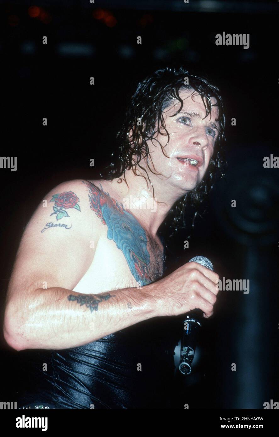 ミュージシャン ozzy osbourne Ozzy Osbourne 1948–2025 | The Madman Who Changed Music