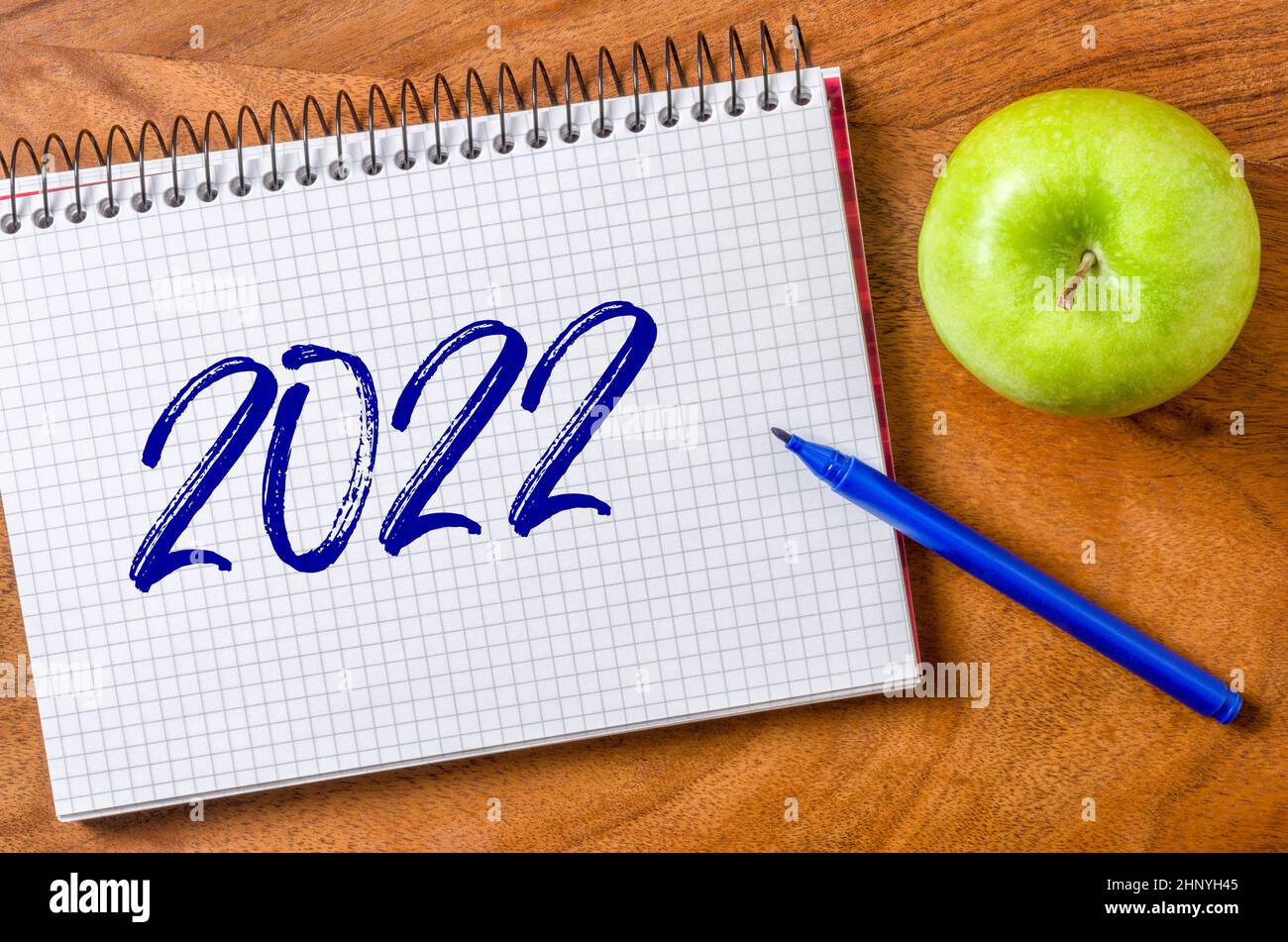 2022 written on a notepad Stock Photo