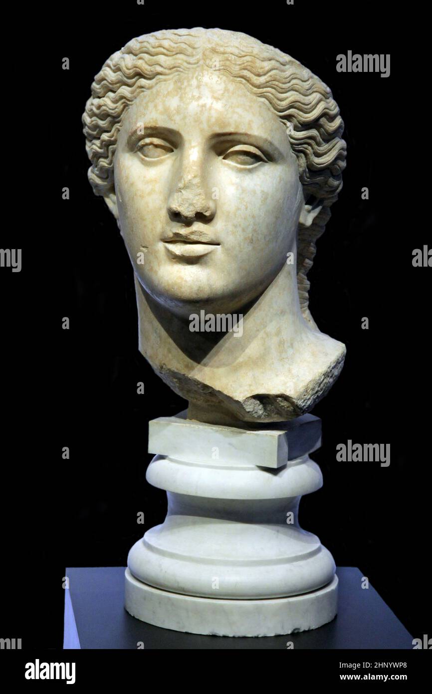 Minerva, portrait head, found on the Capitol, the most important of the seven hills of Rome.Probably from the Temple of Jupiter, Juno and Minerva. Marble, Rome, 81-96 AD. Stock Photo