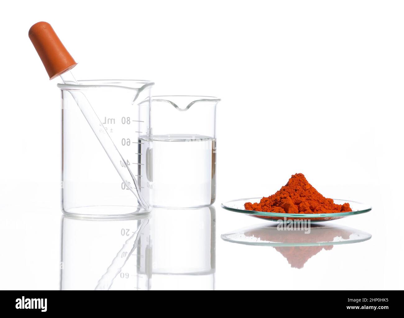 Lead (II,IV) oxide in Chemical Watch Glass place next to crystal clear