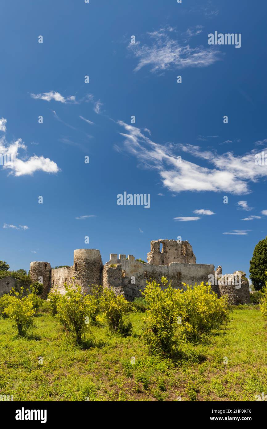 Castello Di Bivona Province Of Vibo Valentia Calabria Italy Stock castello-di-bivona-province-of-vibo-valentia-calabria-italy-stock