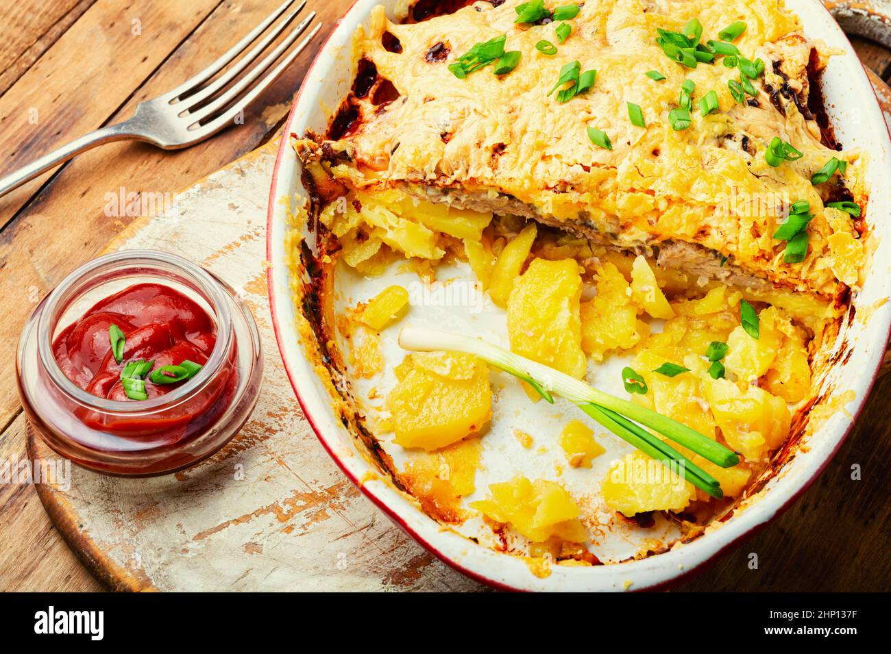 French meat is a dish made from layers of meat, potatoes and cheese