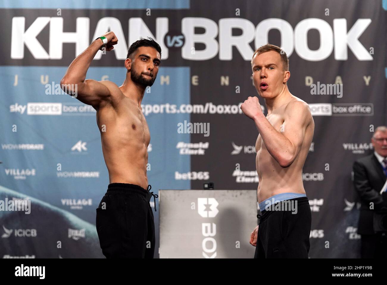 Hassan Azim (left) and MJ Hall during the weigh in at the Exchange Hall, Manchester. Picture date: Friday February 18, 2022. Stock Photo
