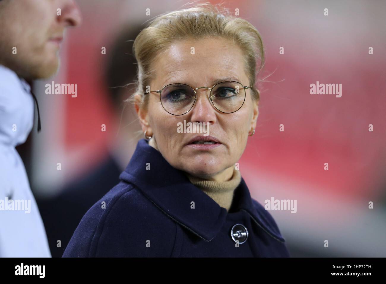 SARINA WIEGMAN, ENGLAND MANAGER, 2022 Stock Photo Alamy